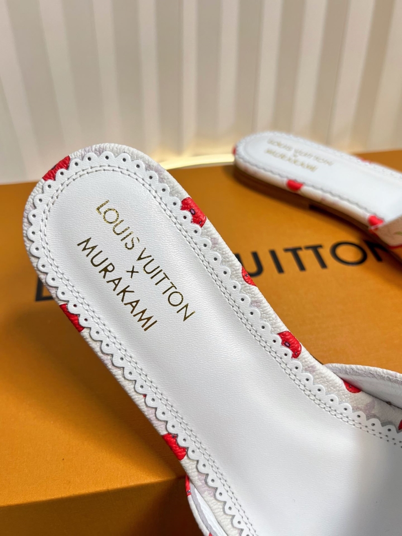 l0vis Vvtt0n slippers